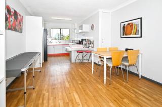 Charming, Peaceful Mooloolaba Escape - 3