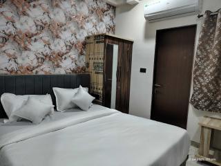 Hotel O The Wings - Indore - 0