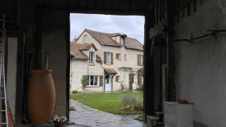 Gîte Familial - 4 Chambres - proche du Zoo de Thoiry - Thoiry - 0