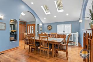 New Lake Como Retreat with Bar and Pool Table - Lake Geneva - 9
