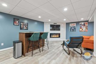 New Lake Como Retreat with Bar and Pool Table - 5