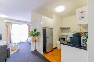 Cozy resort with free parking in CBD - Adelaide - 3