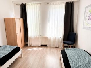 Aurora Hamburg Haus 8Zi für 20 Personen - Braak - 7