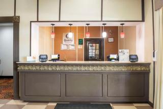 Quality Suites Hickory South - Hickory - 7