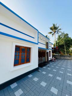 MOON 3bhk ENTIRE VILLA 02 Varkala with kitchen - Varkala - 3