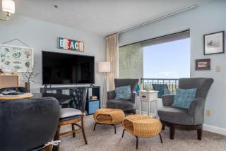 Seaside Beach Club 203 - 2