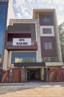 Hotel Black Rose Near Rithala Metro Station - New Delhi - 4