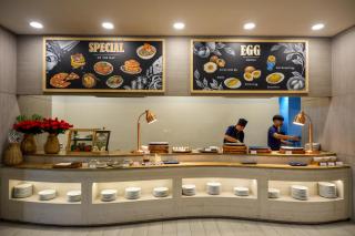 Seabed Grand Hotel Phuket - 3