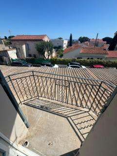 T2 neuf avec vue mer à 2 pas du centre et proche des plages - Bandol - 9