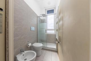 Near to Direct Metro to DUOMO and Central Station - Quiet - Milan - 6