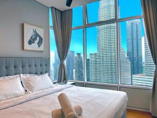 Sky Suites KLCC BY Home Stay - Kuala Lumpur - 1