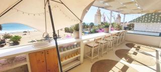 Beach penthouse with rooftopbar and Fiber WiFi, spectacular 180 degrees ocean view - 7