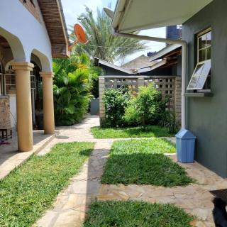 Welcome to Namangi Cabin! - 5