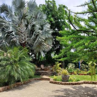 Welcome to Namangi Cabin! - 3