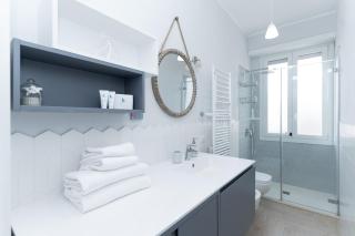 Bright apartment in front of Navigli with AC WIFI - Milan - 4