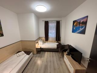 Pizza Tábor Apartman - 8