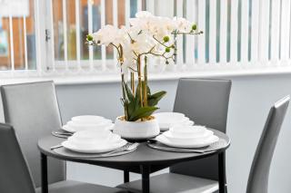 Luxury 2 Bedroom Apartment - Secure Parking - JQ - Pet Friendly 1LA - Birmingham - 8