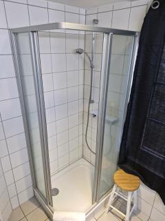 Ronahi`s Hotel & Pansion - Celle - 9