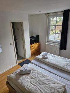 Ronahi`s Hotel & Pansion - Celle - 7