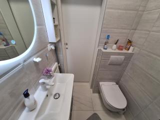 Mystic Grey Studio Apartment - Ploče (Porto Tolero) - 1
