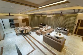 Royal Cabana Lonavla - 6BHK Luxury Villa with Heated pool and Turf - Lonavala - 2