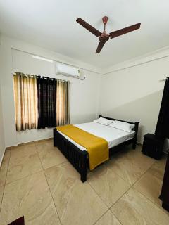 Malabar 2bhk service apartment - Cochin - 1