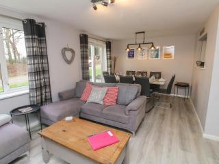 Lewis Lodge - 7