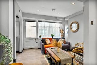 Boutique and Stylish Cottage in Central Whitby - Whitby - 1