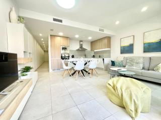 Aqua Beach Torrevieja by Villas&You - Torrevieja - 1