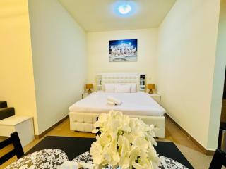 Premium Large Studio in Hamilton residency business bay Marasi Drive Dubai - 8