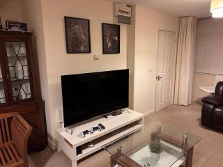 Hanham Lodge - - 3