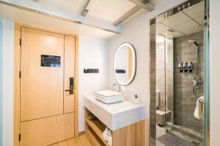 Dequan Chaoyang Park Hotel, near SOLANA - 7