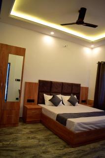 Hotel Breezewood Wonders - Dalhousie - 3