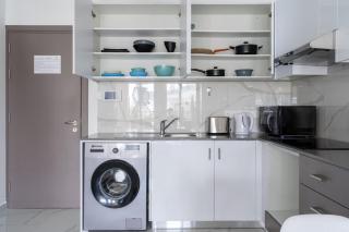 Infinity - One-Bedroom Apt W Terrace in Larnaca - Larnaca - 2