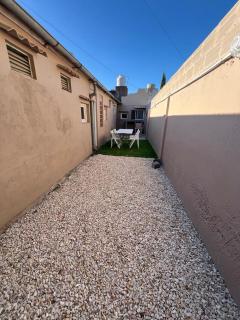 Casa a dos cuadras de la laguna - 2