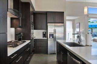 Modern Living - Palm Springs - 3