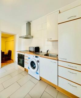 Affordable 2BR Aptartment Direct Access to City - Vienne - 5