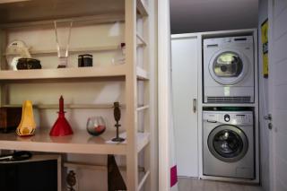 Sunbathed Three Bedroom Apt - Large Pool & Garden - Tamarin - 1