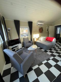 Henar Bed & Breakfast - 1