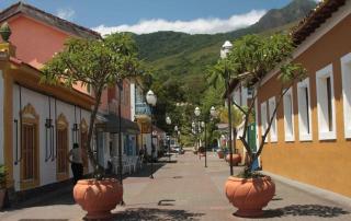 Suíte em ilhabela na pousada sol e mar - Ilhabela - 8