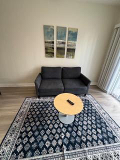 Stylish 1BHK Retreat in City - Cedar Park - 4