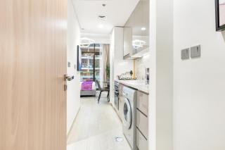 Bright Urban Studio with Views - 2