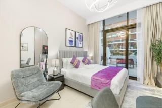 Bright Urban Studio with Views - 8