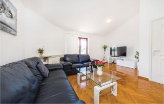 Amazing Home In Biograd - Biograd na Moru - 1