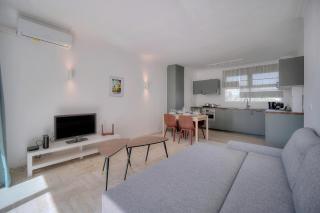 Immogroom - cosy apartment - Terrace - AC - Wifi - 1