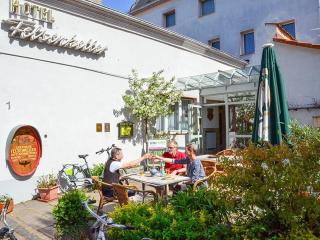 Hotel Felsenkeller - 8