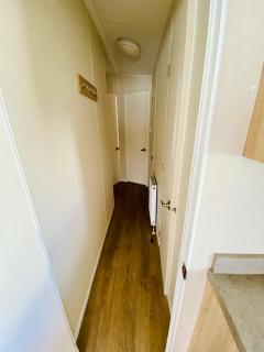 GWENNAP RETREAT - 3 bedroom self catering caravan close to Porth beach - 3