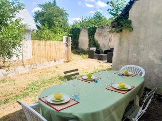 Maison coquette 2 chambres jardin - Reuilly - 9