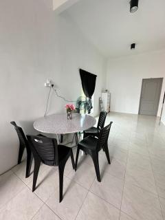 Temerloh Kenari Homestay - 9