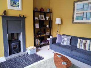 The Cobbles - Central, Parking, Netflix & Woodburner - 8